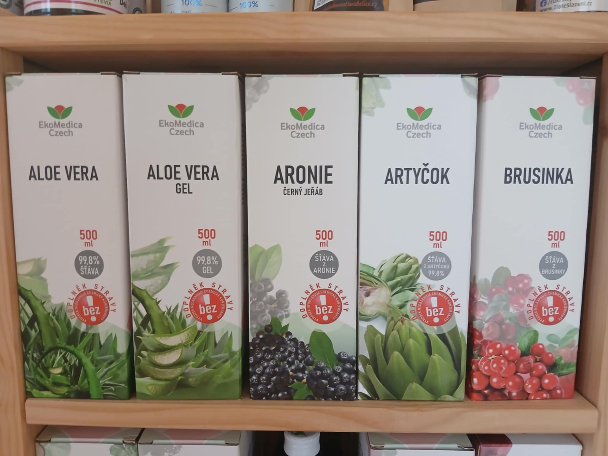 Sklenice s bylinkami